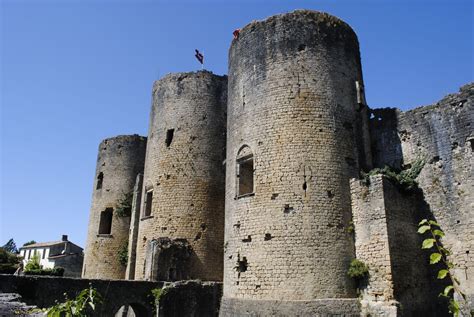 Château De Villandraut Réservez Votre Visite Avec Patrivia