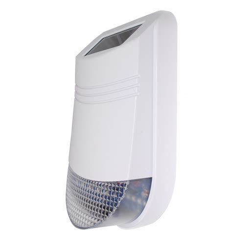 Has super sensitive alarm that goes loud up to the wer leak detector comes with highly sensitive sensors that include 3 electrodes to help detect the smallest amount of water. HY Solar Wireless Solar Siren Water Flood Alarm