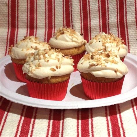 An incredible chicken meal that would excite your taste buds. Coquito (Puerto Rican Eggnog) Cupcakes | Flamingo Musings | Eggnog cupcakes, Coquito, Dessert ...