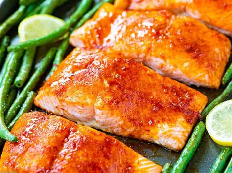 Those that love salmon often enjoy it with only a touch of lemon. What Temperature do you Bake Salmon at in the Oven - Do it ...