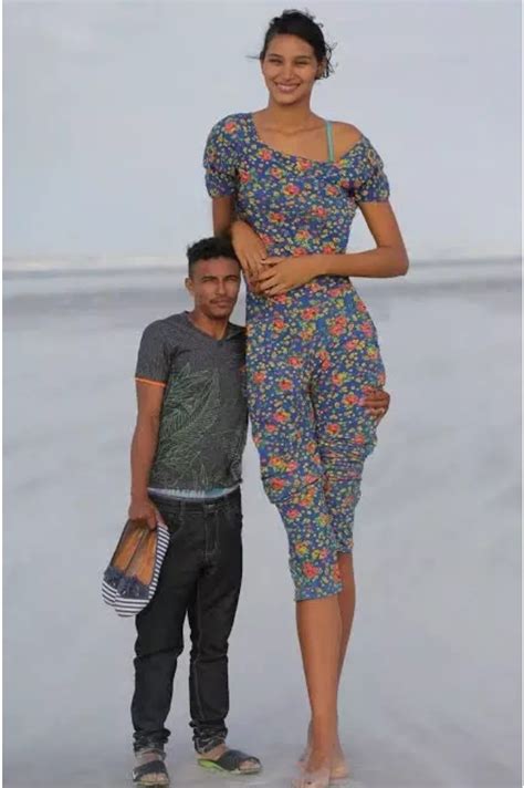 Meet The Tallest Woman In The World With Her Husband And Child