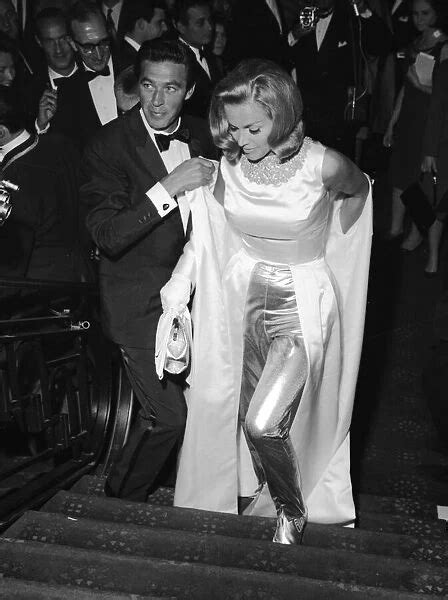 Photographic Print Of Goldfinger Premiere Honor Blackman Arrives At