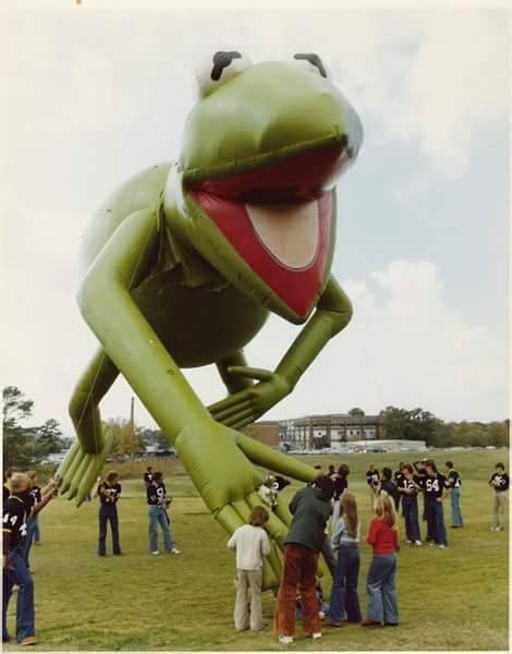 Kermit The Frog Smf188 Version The New Macys Parade Wikia Fandom