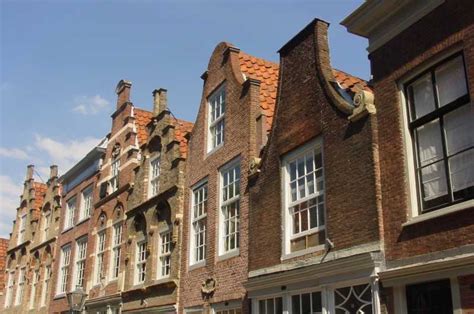 Dordrecht Walking Tour: de oudste stad van Nederland | GetYourGuide