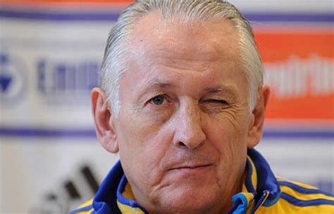 Андрій миколайович шевченко, pronounced ɐnˈd⁽ʲ⁾r⁽ʲ⁾ij mɪkoˈlɑjowɪtʃ ʃeu̯ˈtʃɛnko; Шевченко вместо Заварова в сборной? Все расскажем, - Фоменко