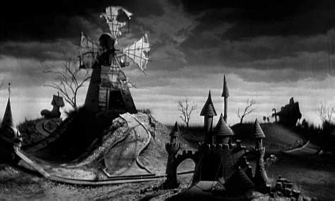 Haunted house trailer we shot and edited. Tim Burton - Friki.net