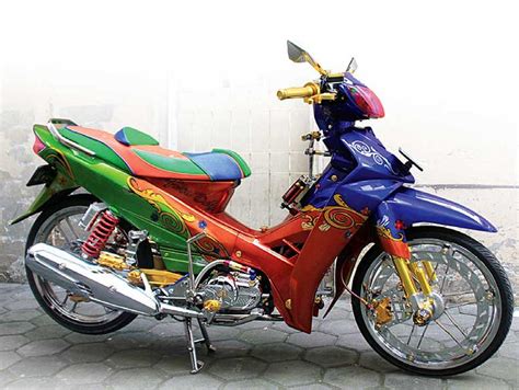 Kamu pasti masih ingat betul dengan momen ini, di. Paling Inspiratif Gambar Stiker Motor Vega R New Modif - Sticker Fans