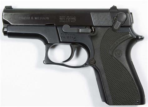 Smith And Wesson Model 6904 9mm Semi Automatic Pistol