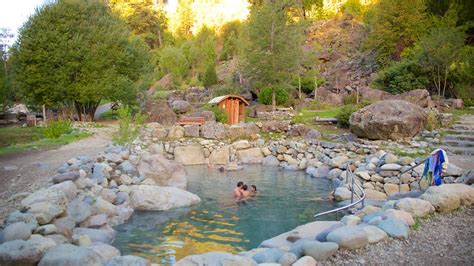 Los Pozones Hot Springs In Pucon Expediaca