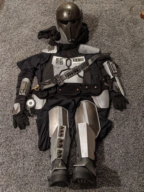 Finally Finished My Custom Mandalorian Armor My Idea Was What If