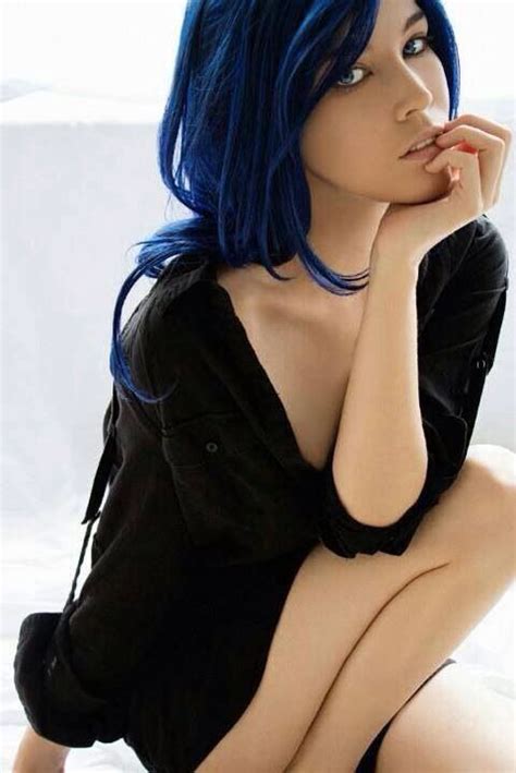 Pin By Zemangamango On Inspiration And Things Hair Blue Hair Hair