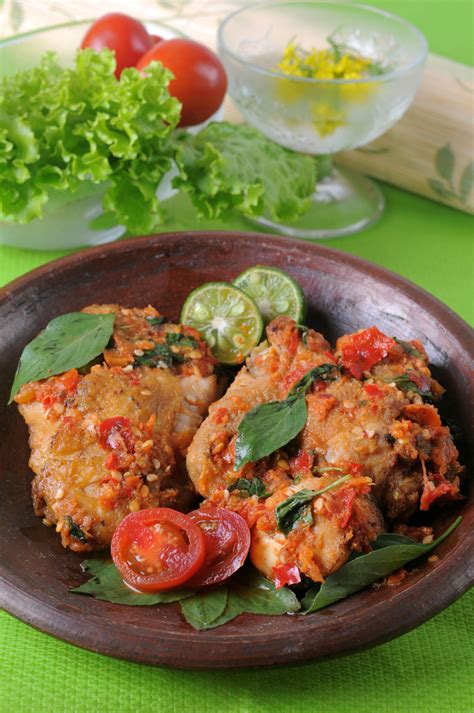 Indonesian Food Ayam Penyet By Tr4y4 On Deviantart