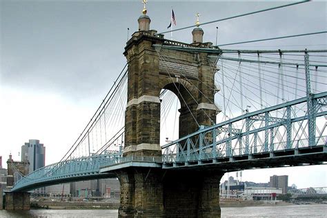 John A Roebling Bridge Over Ohio River Cincinnati Oh Usa