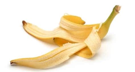 Try Banana Peels To Get Rid Of Common And Plantar Warts