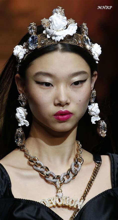 Dolce And Gabbana Fall 2018fashion Show Fairy Headpiece