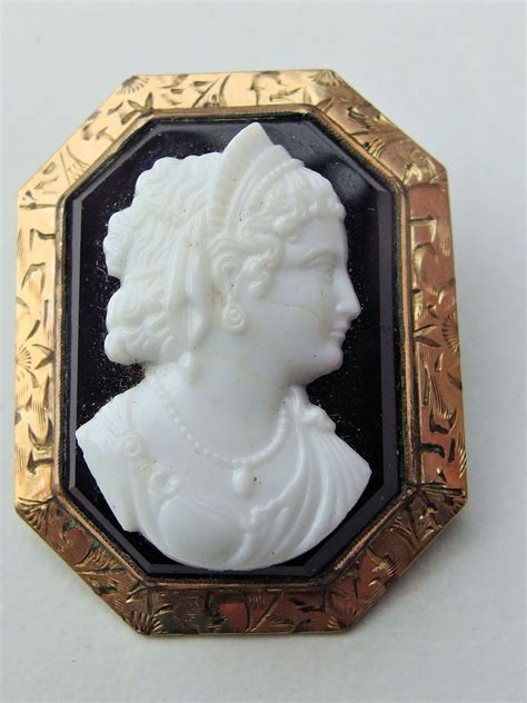 Edwardian Cameo Brooch Black Onyx Or Jet Background Detailed White