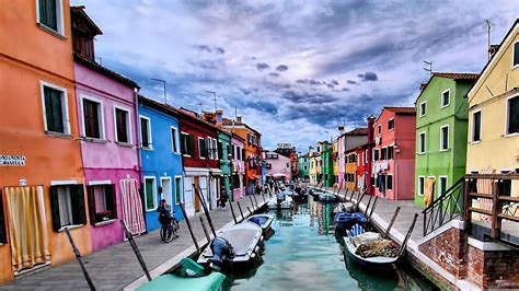 10 Most Colorful Cities Around The World