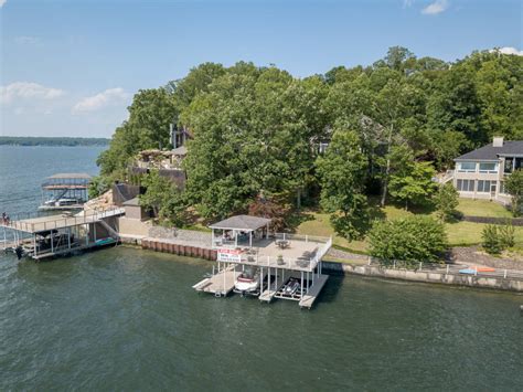 Waterfront Living At Its Best Wilson Lake Muscle Muscle Shoals