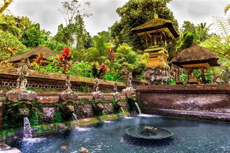 Best Places To Do ‘melukat Purification Cleansing Ceremony Whats New Indonesia