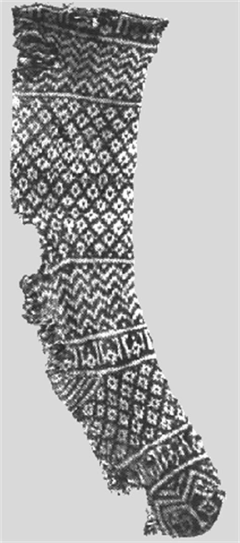 Домашние следки сапожки с объёмными косами спицами 🐉 home slippers knitting pattern. Knitting Notes