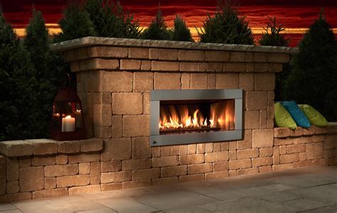 Unless you've had experience with outdoor fireplace construction you may not know what materials to use. contemporary-fireplace - Franklin Stone