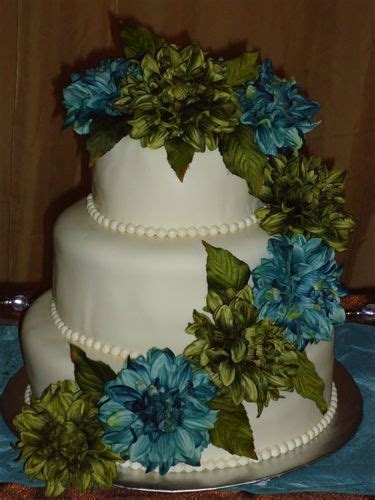 Blue And Green Wedding Cake Like This Idea Maybe Different Flowers