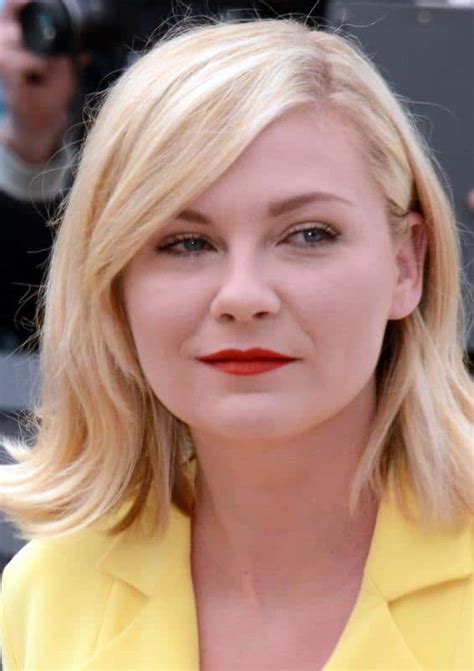 Find kirsten dunst movies, filmography, bio, co stars, photos, news and tweets. Courte biographie de Kirsten Dunst, Comment elle est ...