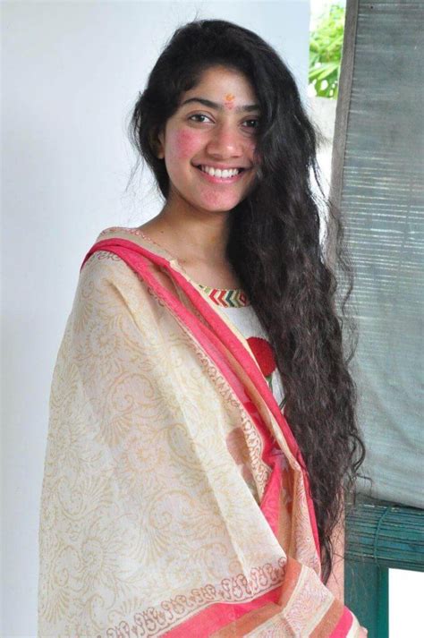 South Indian Actress Sai Pallavi Long Hair In White Dress Actress Album
