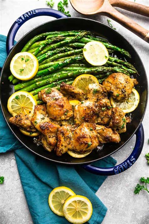 If you're busy running around the house doing other things, this is the perfect recipe to make tonight. How to make Lemon Garlic Chicken in an Instant Pot | The ...