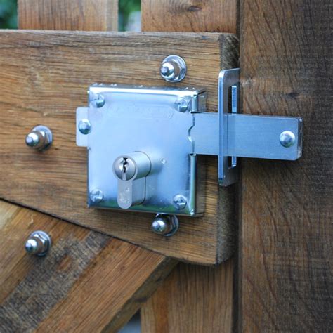 Gate Locks With Code Or With Key Different Lock Types