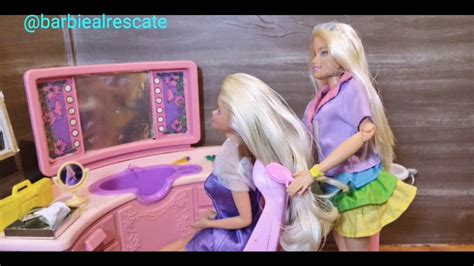 Juegos de barbie en coche, juegos de barbie latina, solo barbie y mucho más. Barbie en salon de belleza #barbie #barbiestopmotion - YouTube