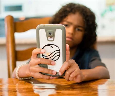 Best Phones For Kids Instead Of A Smart Phone Baby Heath And Care