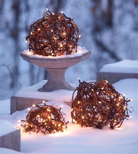 95 Amazing Outdoor Christmas Decorations Digsdigs