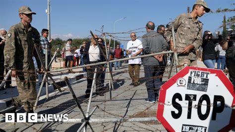Cyprus Opens First New Border Crossings In Years Bbc News
