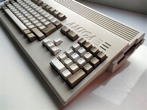 Commodore Amiga 1200 Desktop Dynamite Na Plombie Wronki • Olxpl