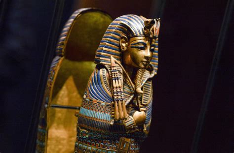 King Tut Treasures Of The Golden Pharaoh Exhibit In L A