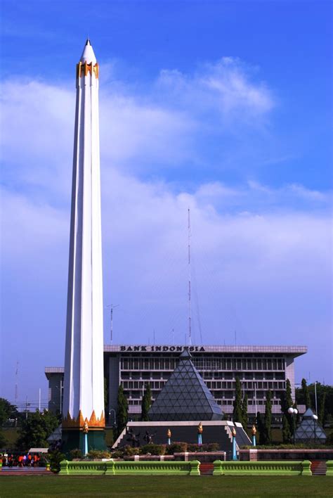 Wonderful Surabaya Direktori Wisata Sejarah Monumen Tugu Pahlawan