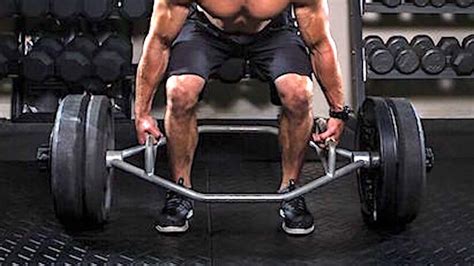 Trap Bar Deadlift Complete Guide Muscles Trained Benefits