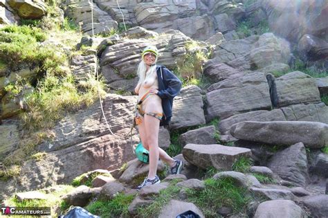 Leek Rock Climbing With Barby Porn Pictures Xxx Photos Sex Images 2686519 Pictoa