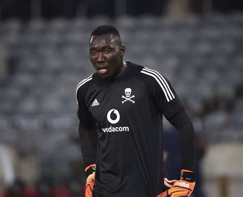 Known as 'the buccaneers', they play in south africa's psl. Richard Ofori Inspires Orlando Pirates To MTN8 Cup Final With Victory Over Rivals Kaizer Chiefs ...