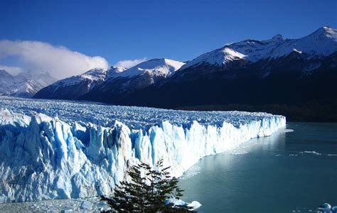 Los Glaciares National Park The Awesome Panorama Of Glaciers And