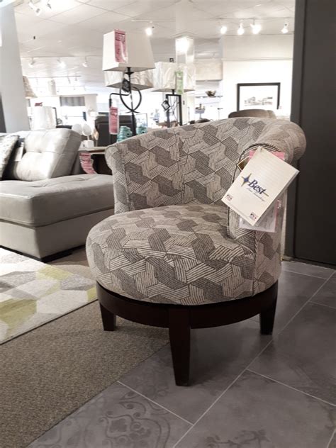 Find the top 100 most popular items in amazon home & kitchen best sellers. Best Attica Swivel | Chair, Swivel chair, Goods home ...