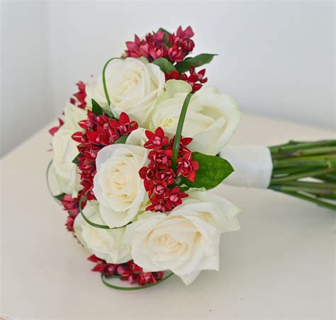 We did not find results for: Wedding Flowers Blog: Claire's Red and White Wedding ...