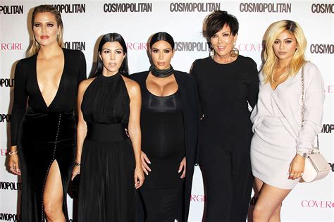 Kylie Jenners Sisters Helping Her Adjust To Motherhood Details