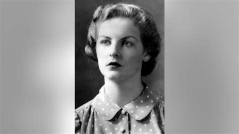 Last Of The Famous Mitford Sisters Deborah Dowager Duchess Of