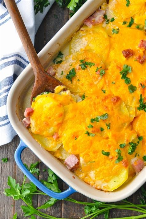 Continue stirring and cooking until sauce thickens. What Seasonings Go In A Ham And Potato Casserole : Ham 'n ...