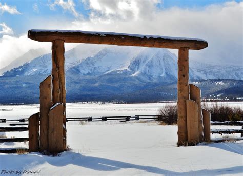 Breathtaking View Sawtooth Mountains Winter Stanley Idaho Ranch