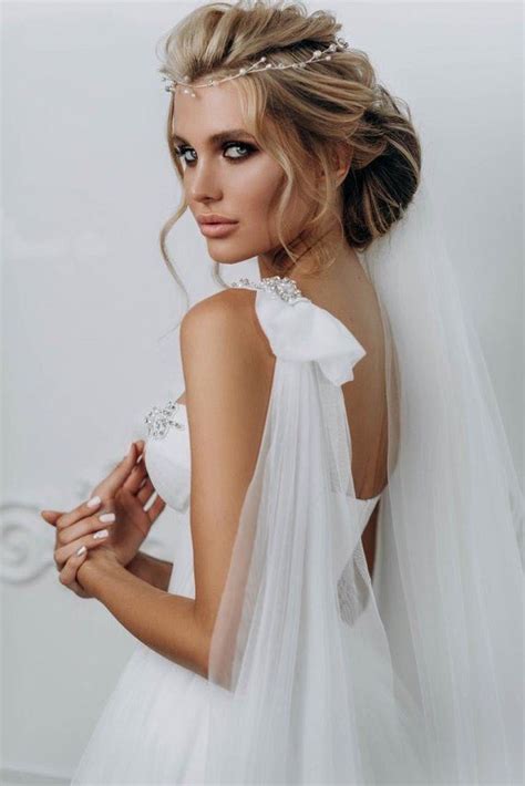 Wedding dress, bridal dress or gown. Hochzeitskleid NORA von Blammo-Biamo • A-Linie Brautkleid ...