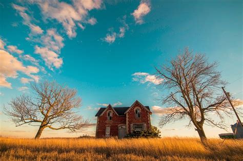 The ministry of the environment, conservation and parks works to protect and sustain the quality of ontario's air, land, and water. Abandoned Ontario | Abandoned houses, Abandoned places ...
