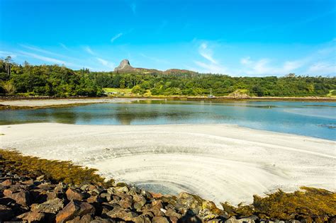 Scottish Islands Discover The Isle Of Eigg The Scots Magazine